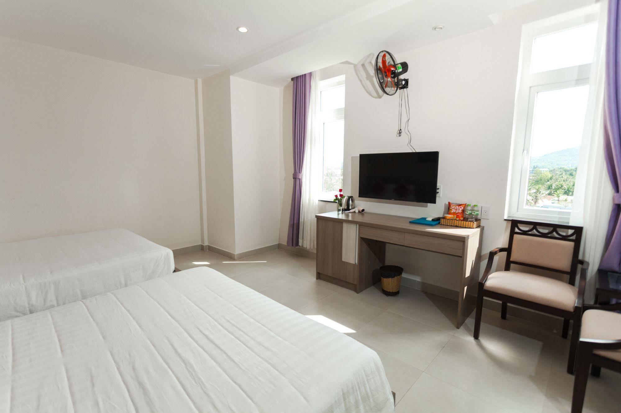Blue Sky Phu Quoc Hotel Экстерьер фото