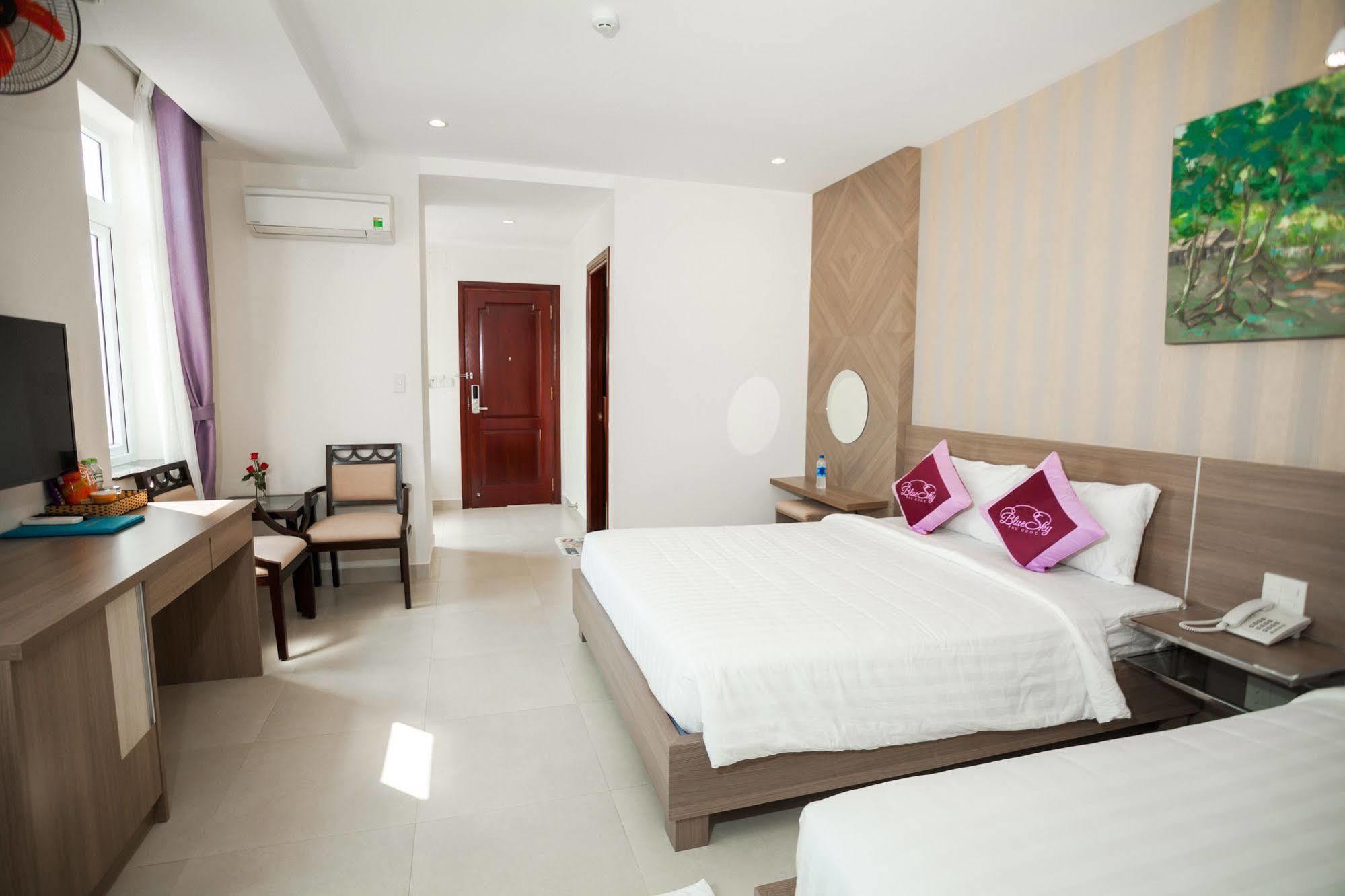 Blue Sky Phu Quoc Hotel Экстерьер фото